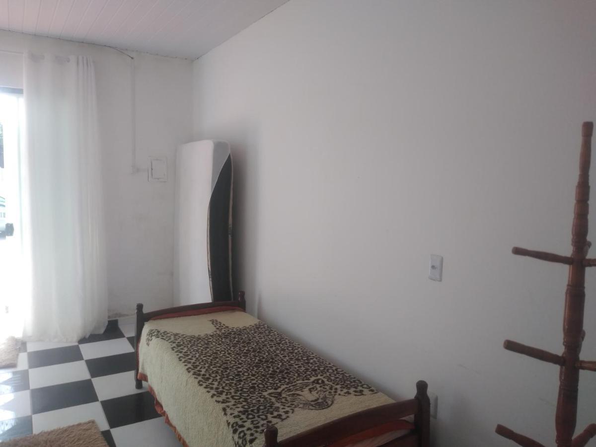 شقة Quarto Individual Independente Lado Praca Central De Chapada Chapada dos Guimarães المظهر الخارجي الصورة